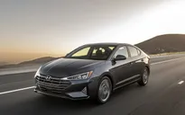 Triệu hồi Hyundai Elantra thế hệ mới tại Mỹ do lỗi ốc vít