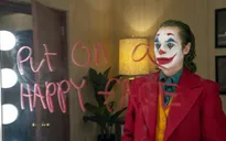 Thoát bóng gã hề phản diện của Batman, Joker (2019) phản chiếu mặt điên loạn của xã hội đến ám ảnh