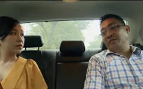 Những nhân viên gương mẫu - Tập 35: Chi (Kim Oanh) bị "đại gia" đứng sau lưng cảnh cáo