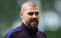 Victor Valdes lên kế hoạch rời đội trẻ Barcelona