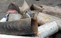 Nổ bình gas, bé 7 tuổi bị mảnh sành găm sâu vào đùi