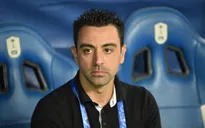 CĐV điên tiết đòi tống cổ Xavi ngay lập tức