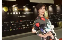 Lương Triều Vỹ cằn nhằn vợ vì đi dù lượn
