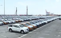 Ô tô nhập khẩu về Việt Nam tăng vọt