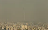 Iran đóng cửa trường học do ô nhiễm không khí