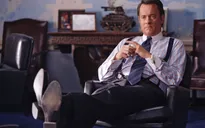 Tom Hanks trải lòng nỗi sợ khi làm bố ở tuổi 21