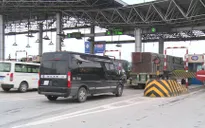 Bộ GTVT: Tỷ lệ xe ô tô dán thẻ thu phí tự động không dừng quá thấp