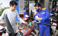 Giá xăng tăng nhẹ từ chiều nay (15/11)