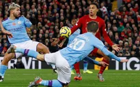 Tranh cãi nảy lửa quanh việc công nghệ VAR bị tố “thiên vị” Liverpool