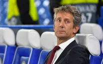 Edwin van der Sar ký hợp đồng mới với Ajax