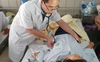 Cứu sống hai mẹ con sản phụ bị dị dạng mạch thận hiếm gặp