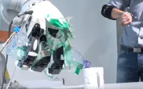 Công nghệ mới mang lại cảm nhận xúc giác cho các cánh tay giả