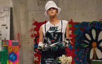 Mẫu giày giới hạn của G-Dragon lên kệ với giá gần 200 triệu đồng