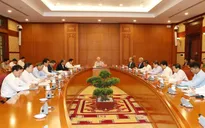 Chống tham nhũng và thao túng quyền lực: Lò lửa vẫn rực cháy!