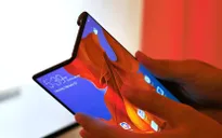 Huawei Mate X "cháy hàng" chỉ sau 60 giây