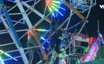 Vòng đu quay chạy bằng... sức người