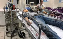 Truy tìm nhóm côn đồ chém trọng thương 2 thanh niên trong đêm