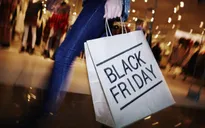 Nhộn nhịp thị trường mua sắm trực tuyến trước ngày Black Friday