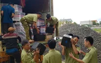 Quảng Bình: Bắt vụ vận chuyển hơn 3.100 chai rượu ngoại không có hóa đơn chứng từ