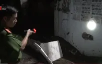 Bắt quả tang công ty sản xuất giấy xả thải trộm