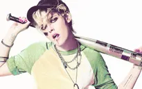 Kristen Stewart trở lại với hình ảnh nổi loạn