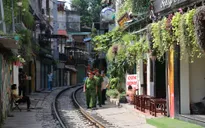 Xem xét kiến nghị của cư dân phố cà phê đường tàu ở Hà Nội