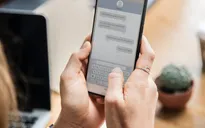 Cô gái bất ngờ nhận được tin nhắn từ người chồng đã mất và sự thật bất ngờ