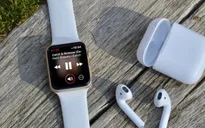 Doanh số bán Apple Watch, AirPods và tai nghe Beats tăng gần 200%