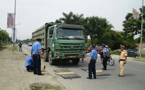 Từ 15/8, áp dụng kết quả cân tự động xử phạt "nguội” xe quá tải trên QL5
