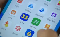 Cần thận trọng khi vay tiền online