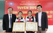 Biểu dương hai học sinh nhặt được 20 triệu đồng trả lại người đánh mất