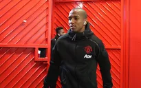 Manchester United sẽ thanh lý hợp đồng với Ashley Young