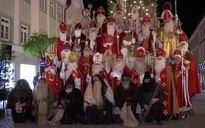 Lễ diễu hành ông già Noel nhằm lan tỏa không khí Giáng sinh