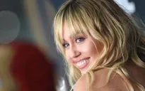 Miley Cyrus viết ca khúc cho những người cô đơn trong mùa Giáng sinh