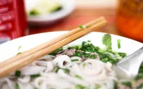 CNN: Phở và gỏi cuốn là món ăn ngon nhất thế giới