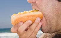 Bạn có biết những thói quen này đang hủy hoại thận?