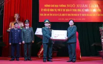 Bộ trưởng Bộ Quốc phòng thăm, tặng quà, chúc Tết tỉnh Lào Cai