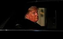 Hạ viện Mỹ chốt báo cáo đầu tiên luận tội Tổng thống Trump