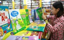 Hỗ trợ phụ huynh, học sinh mua sách giáo khoa qua đường dây nóng