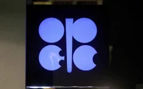 OPEC tiếp tục cắt giảm sản lượng dầu