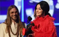 Lễ trao giải Grammy 2019: Ca sĩ đồng quê Kacey Musgraves nhận giải Album của năm