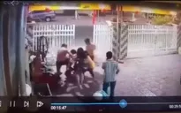 Đình chỉ công tác 2 công an ở Châu Đốc xông vào nhà đánh người