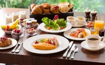 Nhịn ăn sáng không giúp bạn giảm cân