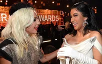 Lady Gaga bênh vực Cardi B