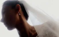 Trương Bá Chi dập tắt hy vọng của fan về một đám cưới với người tình bí ẩn