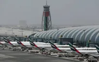 Sân bay Dubai tạm ngừng hoạt động vì thiết bị bay không người lái
