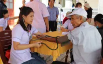 Hà Tĩnh: Hơn 500 người dân được khám sức khỏe, cấp thuốc miễn phí