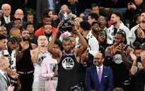 Kevin Durant nhận giải Cầu thủ xuất sắc nhất trận NBA Allstar 2019