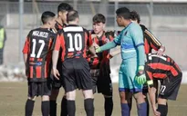 Bất ngờ với trận thảm bại của đội bóng ở Serie C