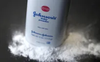 Sri Lanka ngừng nhập khẩu phấn rôm Johnson & Johnson do lo ngại ung thư